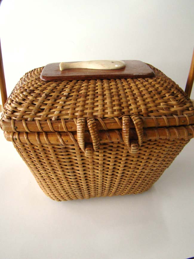 A wonderful vintage Nantucket "Friendship" basket circa 1960 — image 4